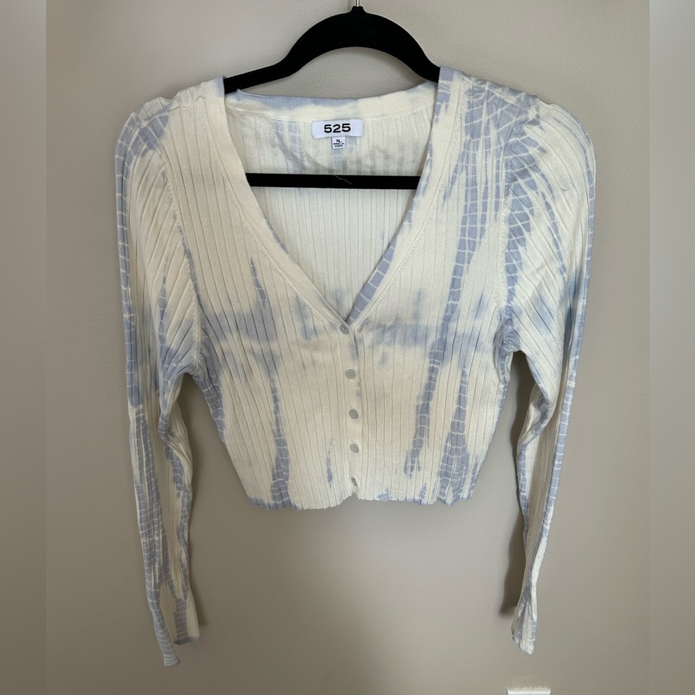 525 Blue and White Tie-Dye Cardigan